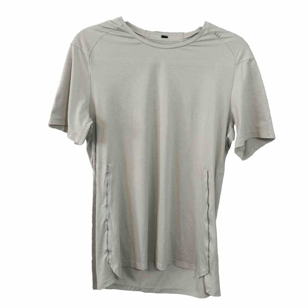 Lululemon Shirt Adult Medium Beige All Terrain Short Sleeve Active Gym Mens M